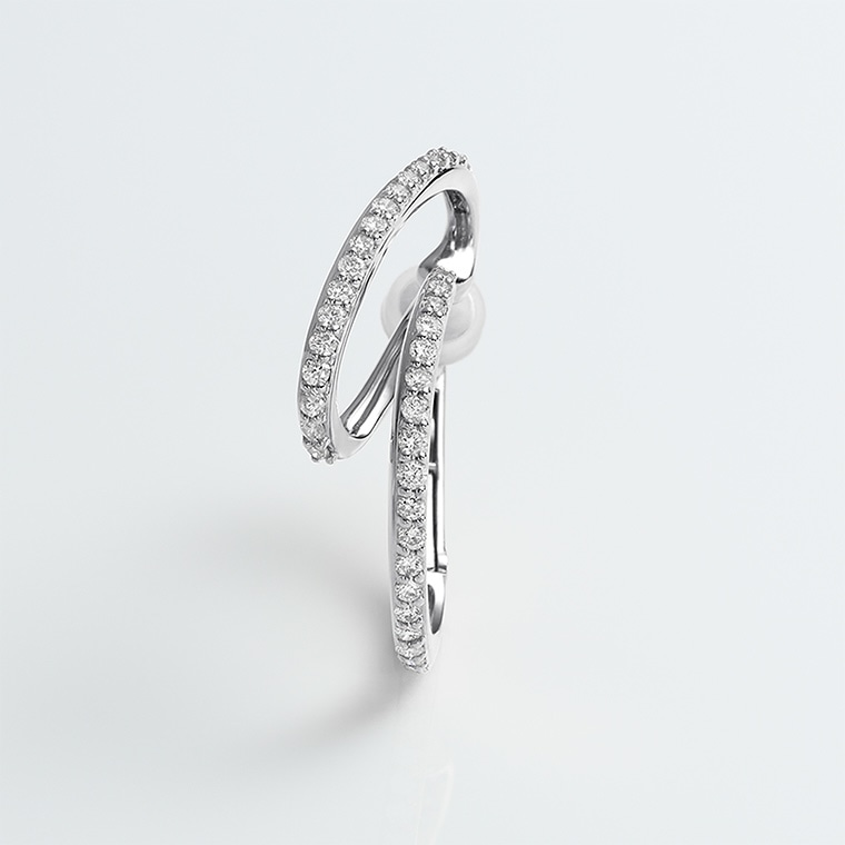 [EE027右]Ptダイヤモンド/イヤーカフ