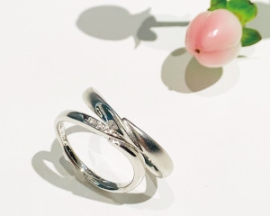 Momo 「桃の花」