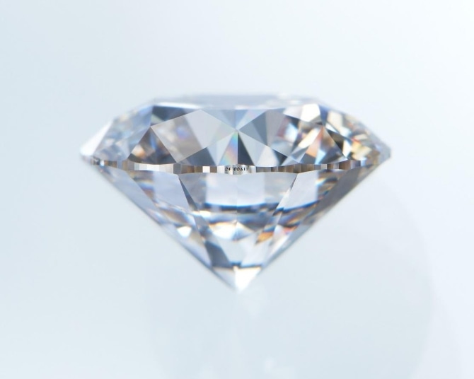 合成ダイヤモンド（人工ダイヤモンド）とは