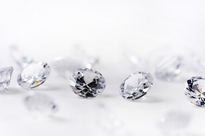 婚約指輪のダイヤモンド選びの基準1：4C