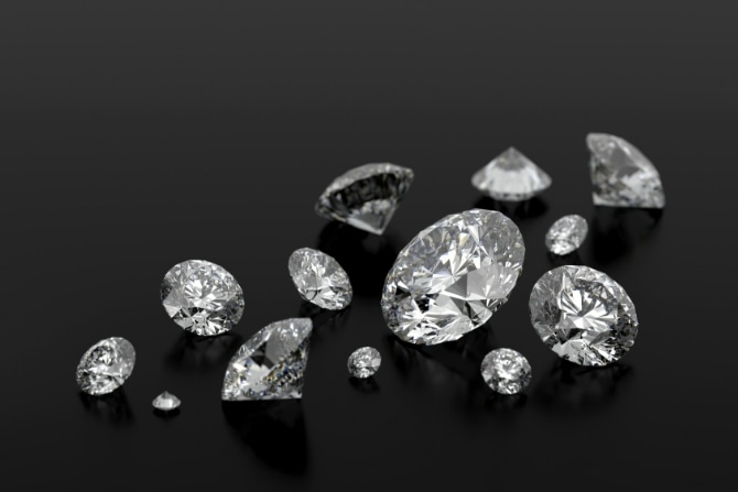 婚約指輪のダイヤモンド選びの基準3：カッティングの種類